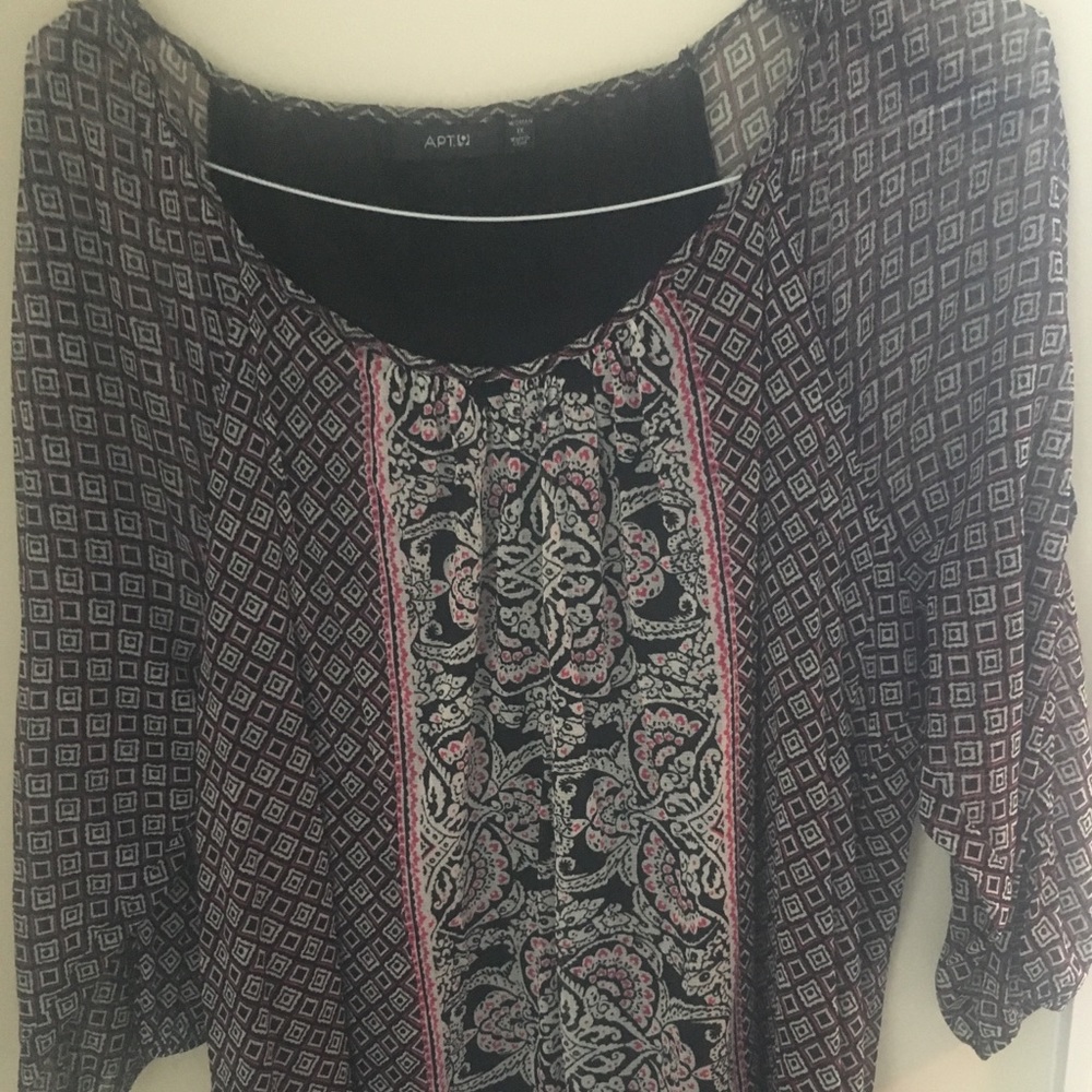Apt 9 pattern lined 3/4  flowy blouse size 1x